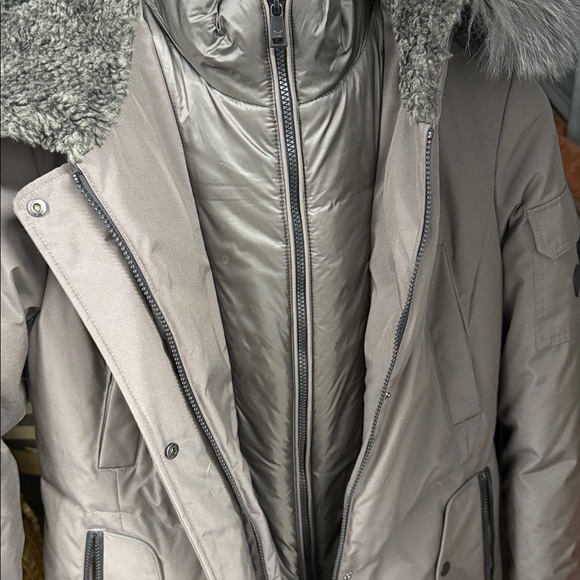 1 Madison Expedition Fur-Trim Down Coat size S - Picture 5 of 9